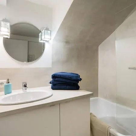 Leydet Apartment